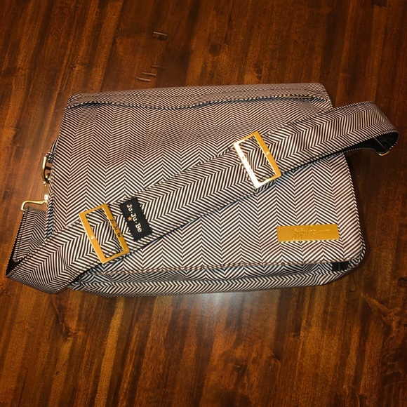 Other - Jujube Messenger Bag “The Queen of the Nile” print